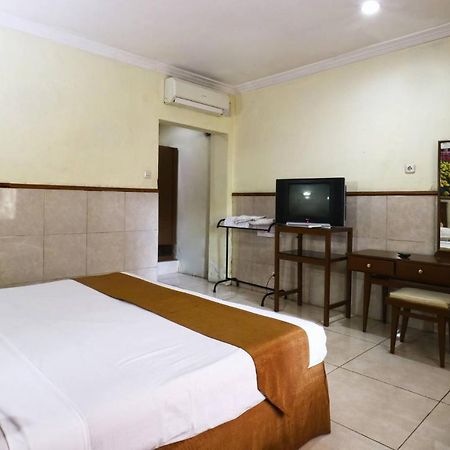 Hotel Tanjung Σουραμπάγια Εξωτερικό φωτογραφία