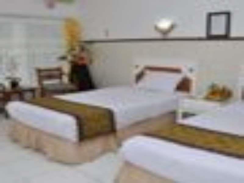 Hotel Tanjung Σουραμπάγια Εξωτερικό φωτογραφία