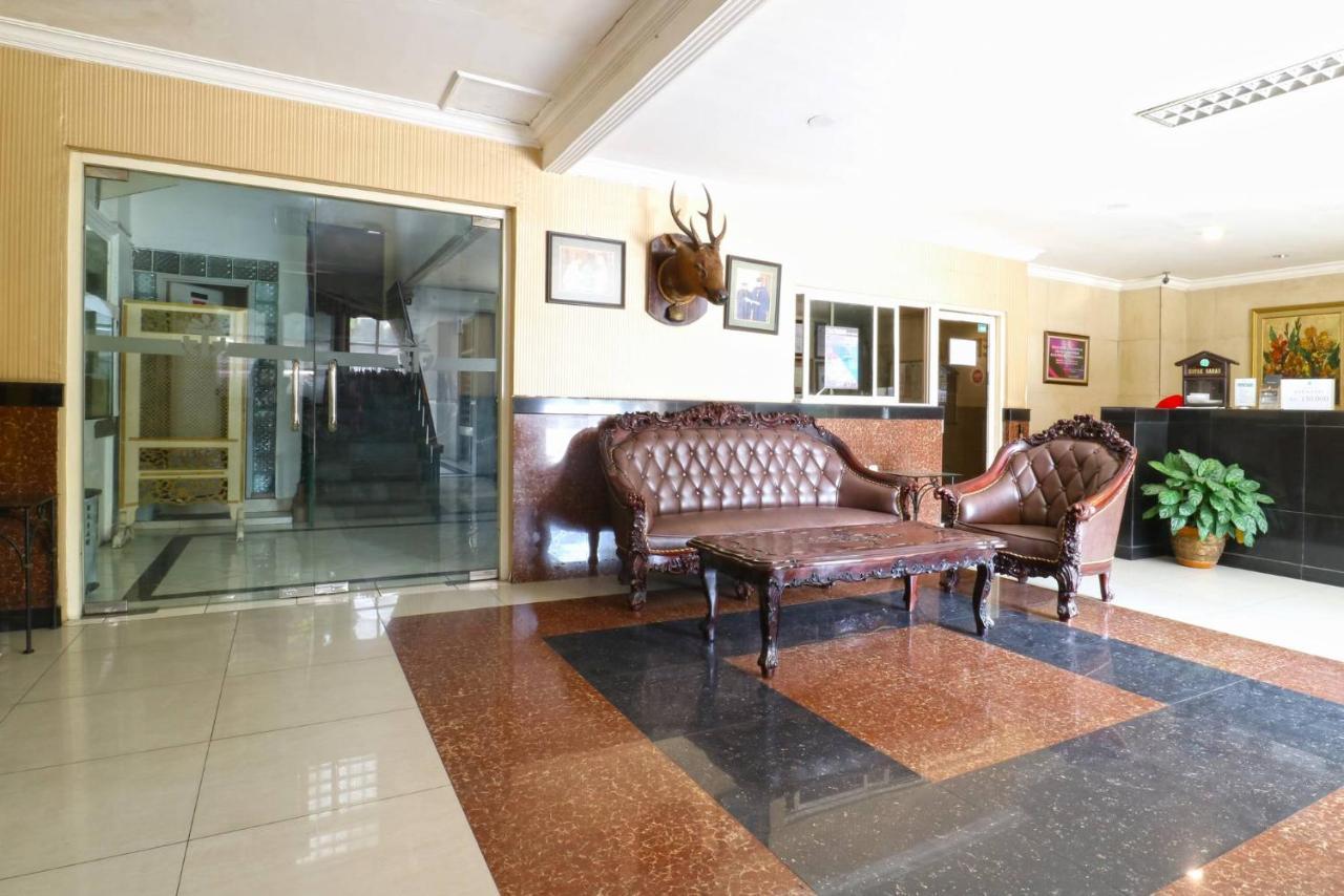 Hotel Tanjung Σουραμπάγια Εξωτερικό φωτογραφία