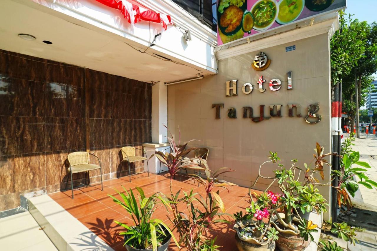 Hotel Tanjung Σουραμπάγια Εξωτερικό φωτογραφία